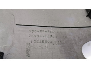 Отделка стойки (B) (верхняя)