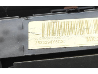 Блок управления климат-контролем 2523294Y5CS Volvo V40