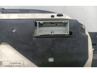 Панель приборов 8200071116   Renault Clio II       