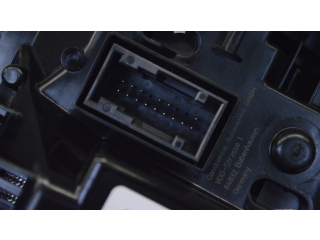 Přístrojová deska  Volkswagen T-Roc 2022 17A920320B  