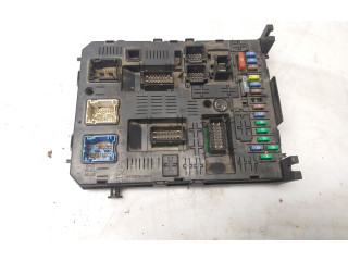 Блок предохранителей 9678477180   Peugeot 5008    