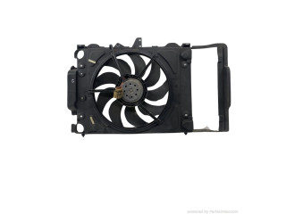 Вентилятор радиатора 8Z0121207B Audi A2