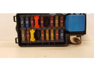 Блок предохранителей LNA2800CG Jaguar XJ X300