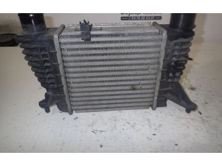 Интеркулер  8200471888   Renault Clio III 