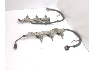 Vstřikovač 2325031030, 8212730040A Lexus GS 300 350 430 450H 8559517