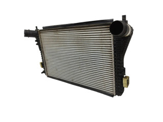 Интеркулер  1K0145803BN   Skoda Superb B6 (3T) 