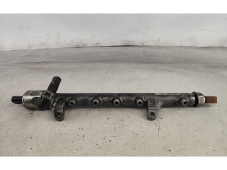 Топливная рампа 03L130089R   Audi A1  