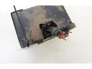 Блок предохранителей 8220108147, 08e5733 SsangYong Rexton