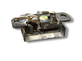 Zámek zadních dveří 2K0827505E Volkswagen Caddy 2007