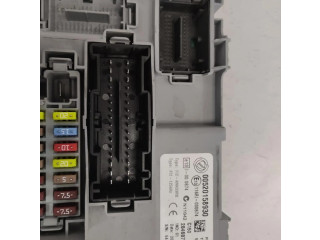 Блок предохранителей 00520158930, 2016   Opel Combo D    