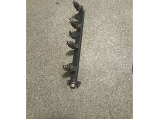 Vstřikovací lišta 1734355 BMW 3 E36 M42b18