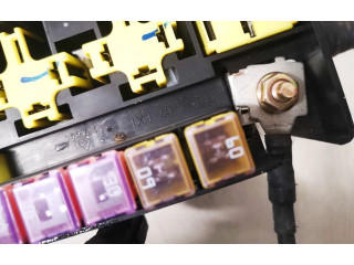 Pojistková skříňka 0k53a67bx1, ok53a67bx1 KIA Carnival 2004