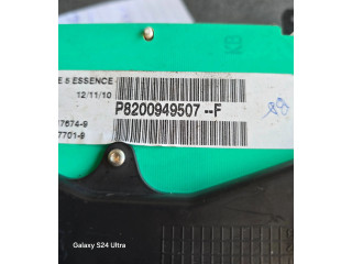 Панель приборов P8200949507F Renault Clio II