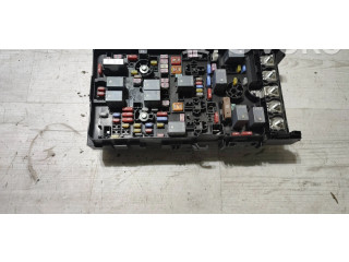 Блок предохранителей Jeep Cherokee