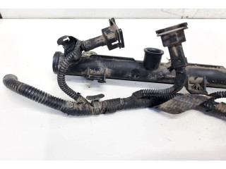 Vstřikovací lišta 0K30C13150 KIA Rio