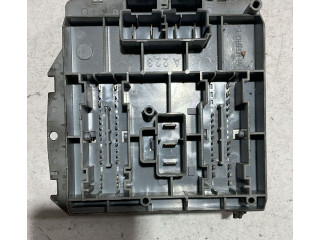 Блок предохранителей 51742420, 51742420 Alfa Romeo GT