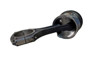 Píst 141631817, 65100 Mercedes-Benz GLA W156