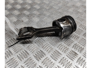  Поршень  31339777, 31401216  Volvo V60  