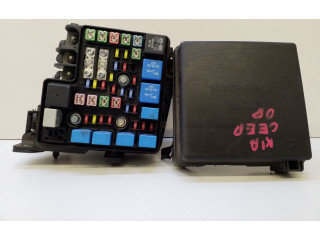 Блок предохранителей 919501H020 KIA Ceed