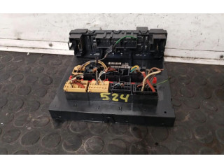   Pojistková skříňka 1K0937049AG, 1K0937049AG   Volkswagen Caddy 2009