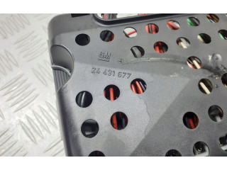 Pojistková skříňka 24412497 Opel Zfira A