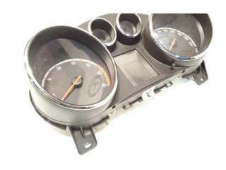 Панель приборов 13434089   Opel Meriva B       