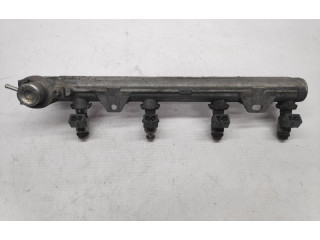 Топливная рампа 036133319AM, 036031C Audi A2