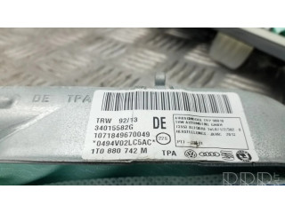 Боковая подушка безопасности 1T0880742M Volkswagen Touran II