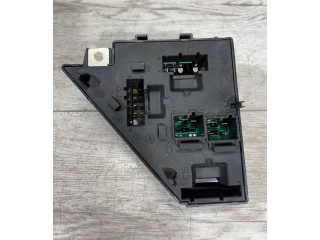 Блок предохранителей 31398002, 15111   Volvo XC90    