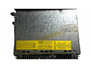 Радио/ проигрыватель CD/DVD / навигация