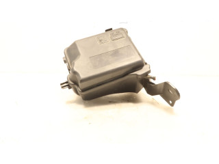 Pojistková skříňka Peugeot 301 2015