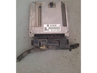 Řídící jednotka 03C906032C, 03C906032T   Volkswagen Tiguan 2009