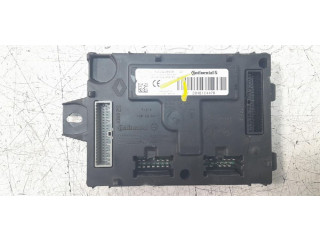 Блок предохранителей 284B10447R Dacia Sandero