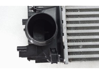 Интеркулер P31686408, T429608 Volvo XC40