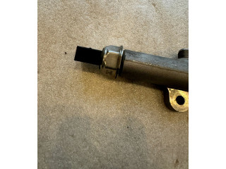 Топливная рампа A6510700495, R9144Z240A   Mercedes-Benz E W212   для двигателя OM 651.924