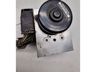 Блок АБС 8671224, 10092504033 Volvo V70 2000 - 2004 года