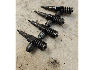 Комплект форсунок 03g130073g    Volkswagen Touran I   