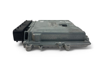 Блок управления двигателем Блок управления P31303388, 0281015286   Volvo S60