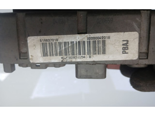   Pojistková skříňka 8200004201E, 518837018   Renault Espace -  Grand espace IV 2002