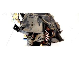   Pojistková skříňka 9568205480   Citroen Berlingo 2000