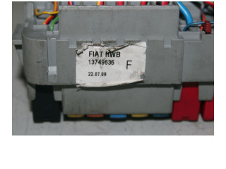 Pojistková skříňka Fiat Doblo 2010