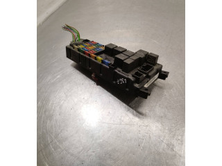 Блок предохранителей 8678449, 518785100 Volvo XC90