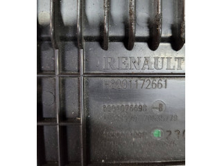 Блок предохранителей H8201172661, 70535779 Dacia Logan II