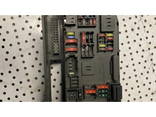 Pojistková skříňka BMW X5 E70 2008