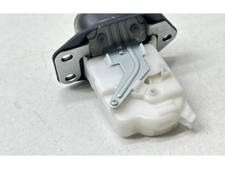 Zámek zadních dveří 90502EN00A Nissan Juke I F15 2012