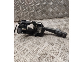 Ручка стеклоочистителей 31275360   Volvo V70