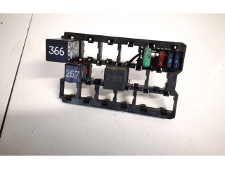 Pojistková skříňka 4a0937503a Audi A6 S6 C4 4A 1997