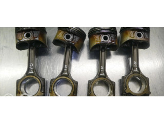 Поршень с шатуном K4M696 Dacia Duster 1.6