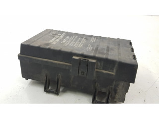 Pojistková skříňka 04869000AI, P04869200AK Chrysler Voyager 2001