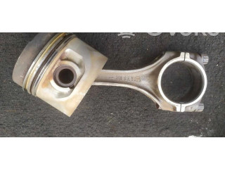 Поршень с шатуном M115 62108 Mercedes-Benz W123